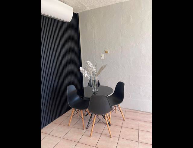 2 BEDROOM APARTMENT FOR SALE IN UMHLANGA ROCKS